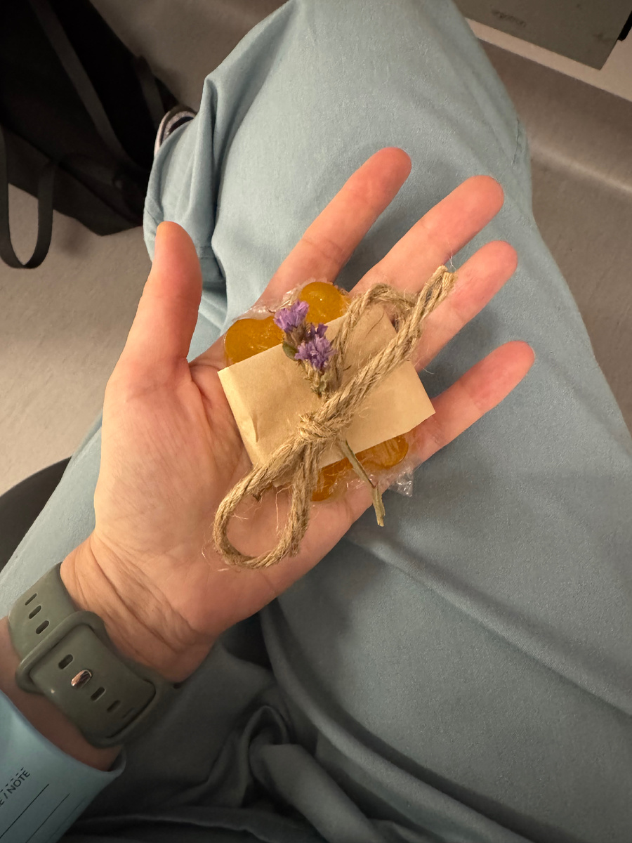 Лавандовое)