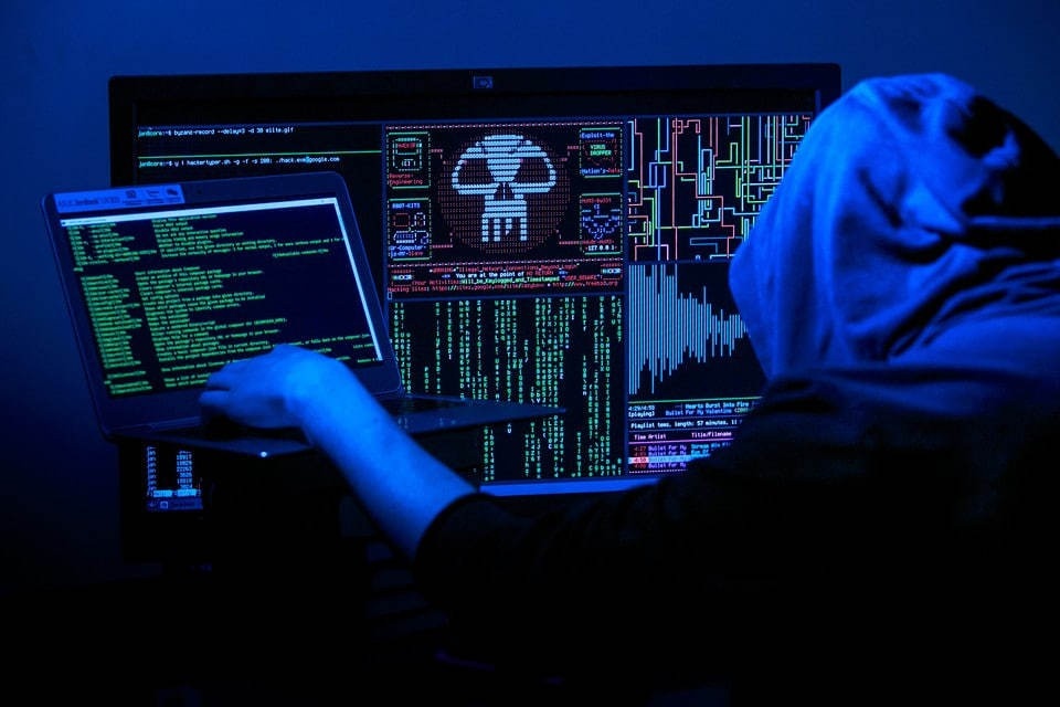    Мошенники начали заманивать россиян в чаты подъезда GLOBAL LOOK PRESS