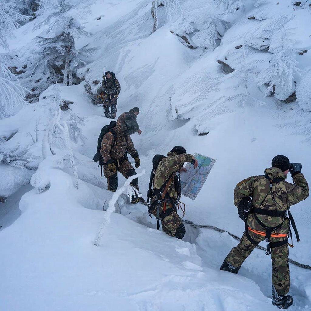 Теория о том, что пропажа семьи – мистификация сохраняет популярность, однако некоторые развили ее и уверяют, что исчезновение не было добровольным..  Фото: Изображение сгенерировано нейросетью / Станислав Казаченко