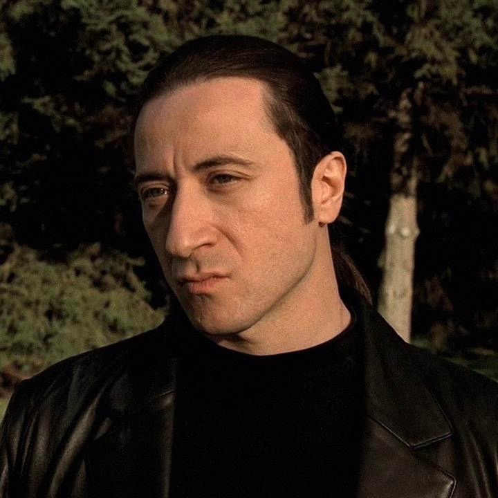 Фурио Джунта — вымышленный персонаж из сериала “Клан Сопрано” (The Sopranos), член неаполитанской Каморры, работающий на Тони Сопрано.