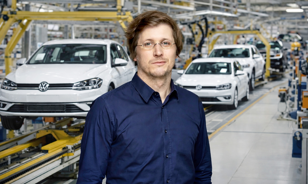 Немецкий экономист Мориц Шуларик сделал мрачный прогноз о будущем BMW, Mercedes-Benz и Volkswagen