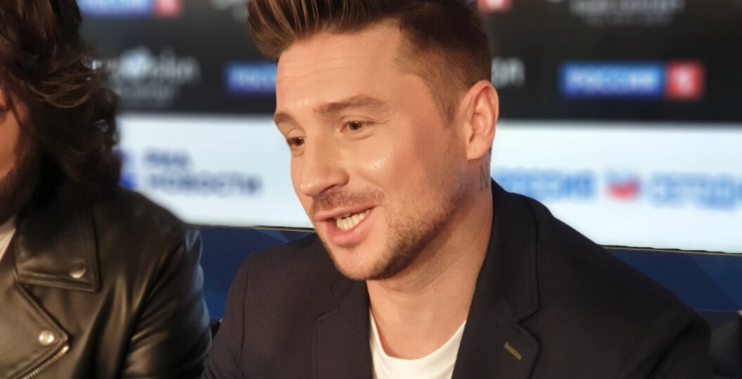 Лазарев и Бабкина оскорбили народную память: Любимую песню белгородцев втоптали в грязь