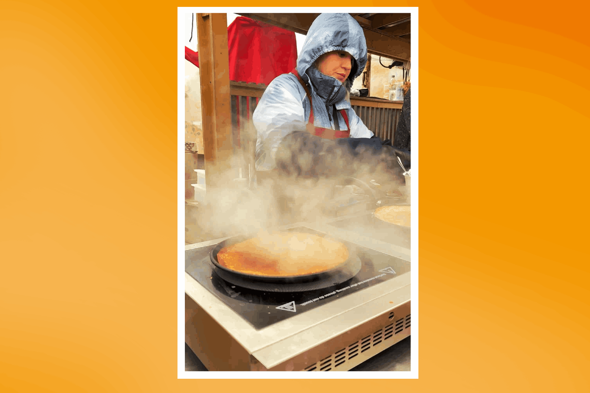 Рыба или блины? Владивосток выбирать не стал
