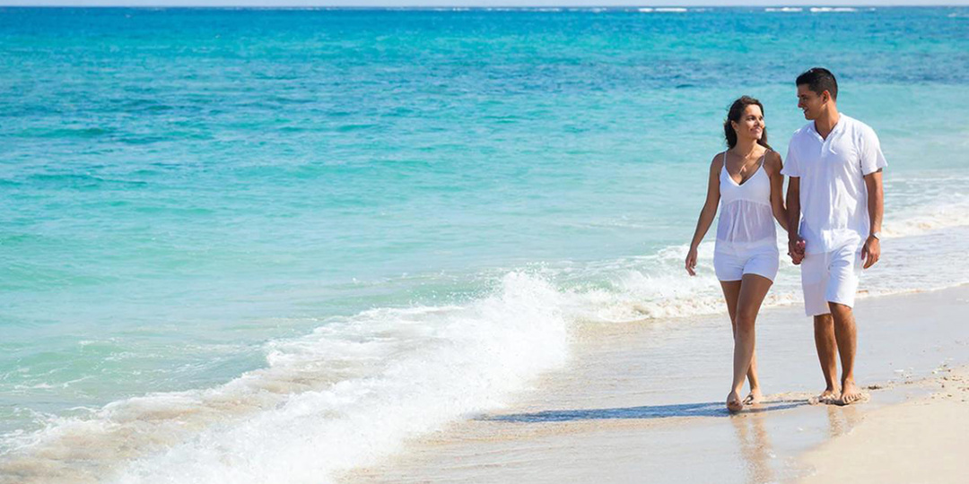 Почему туристы штурмуют Китай уже в марте: сакура, солнечный Хайнань и низкие цены