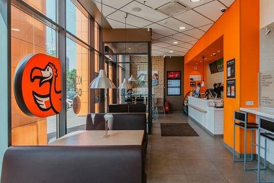    «Додо Пицца» оплатит лечение ставшей причиной увольнения курьера в Челябинске собаки (фото: Flickr / Dodo Pizza World)