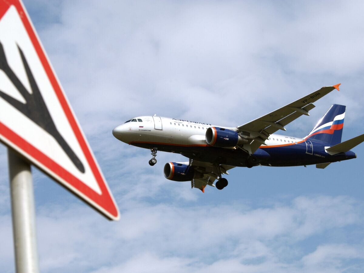    Самолет Airbus A319© РИА Новости . Илья Питалев