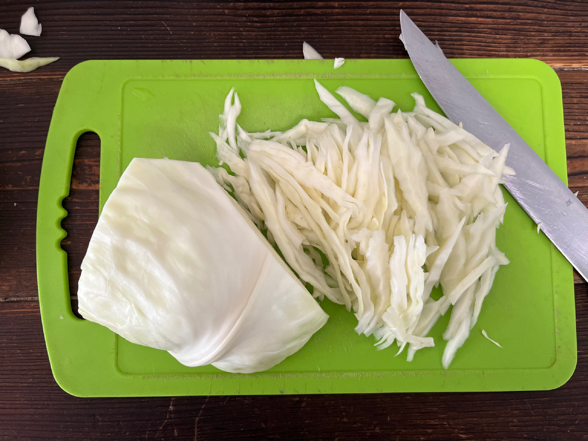 В этот раз повезло с капустой: красивая и хрустящая)))