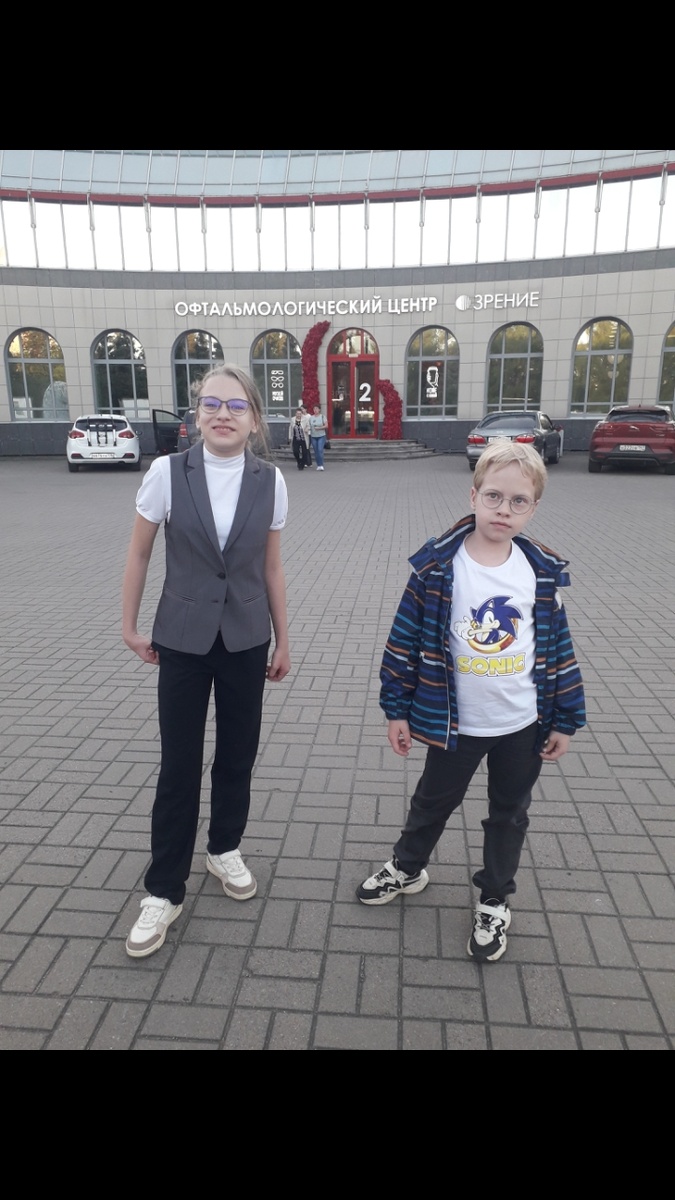 Двое из ларца, оба ребенка в очках