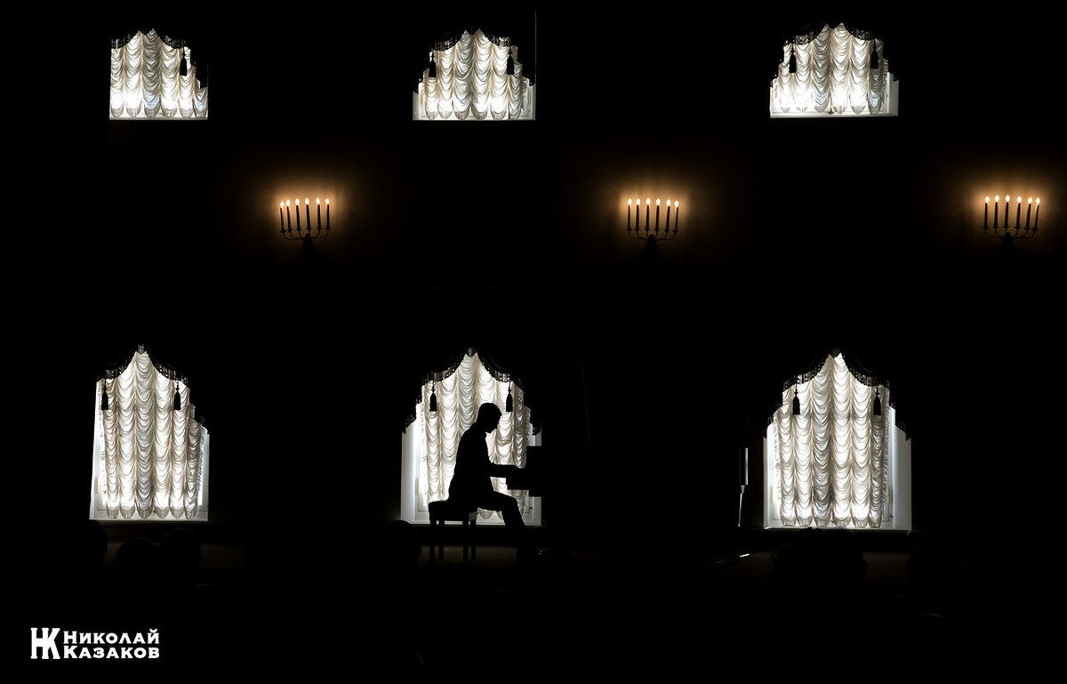 Концерт в Белом зале Большого Петергофского дворца. 16/02/25 г. Николай Казаков.