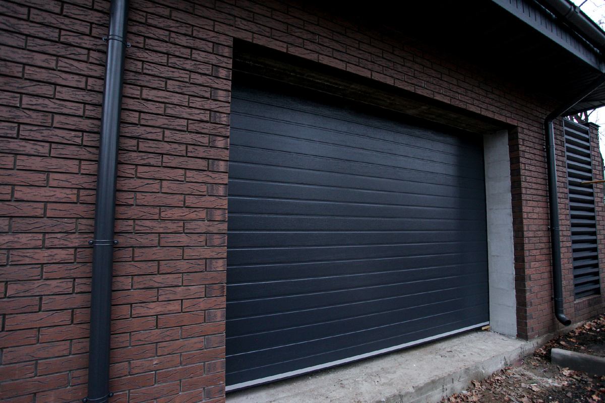 Секционные ворота Аполло