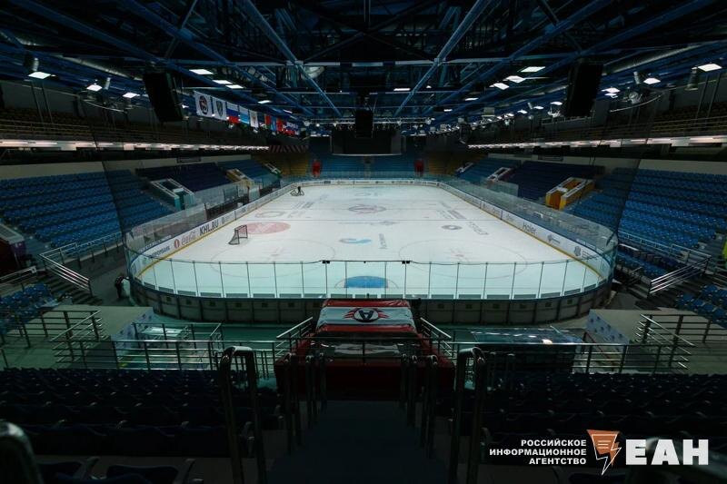    ЕАН. Ледовая арена