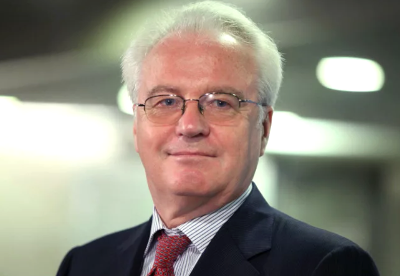 на фото Виталий Чуркин