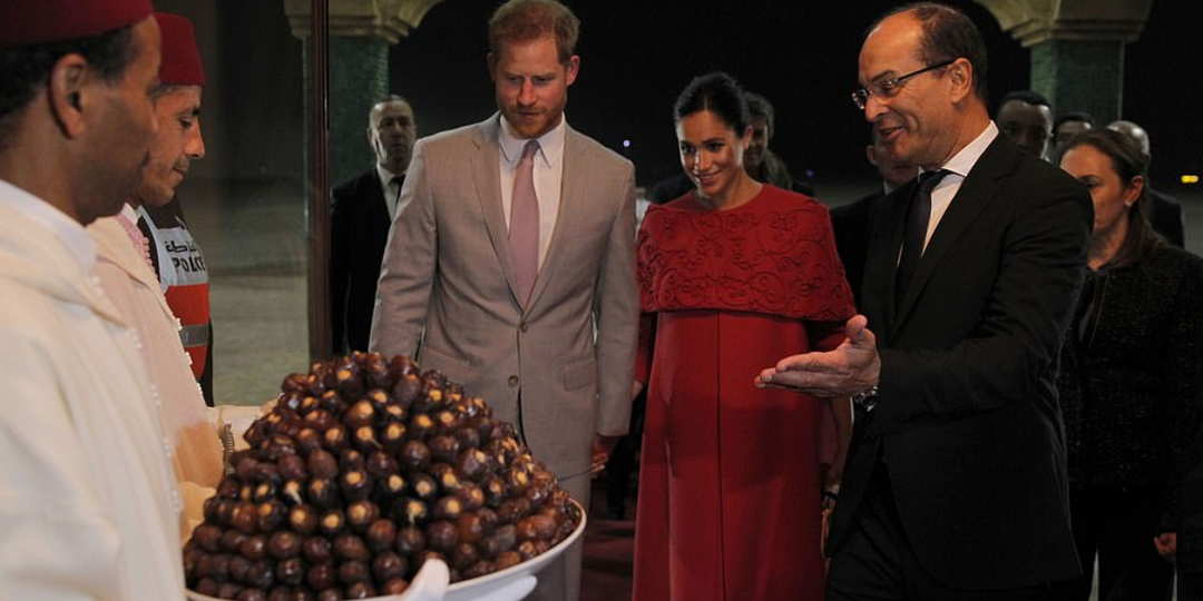 Череда ошибок превращает имидж Сассекской в негативный шлейф для её образа.