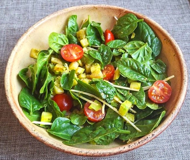 Салат с кабачком