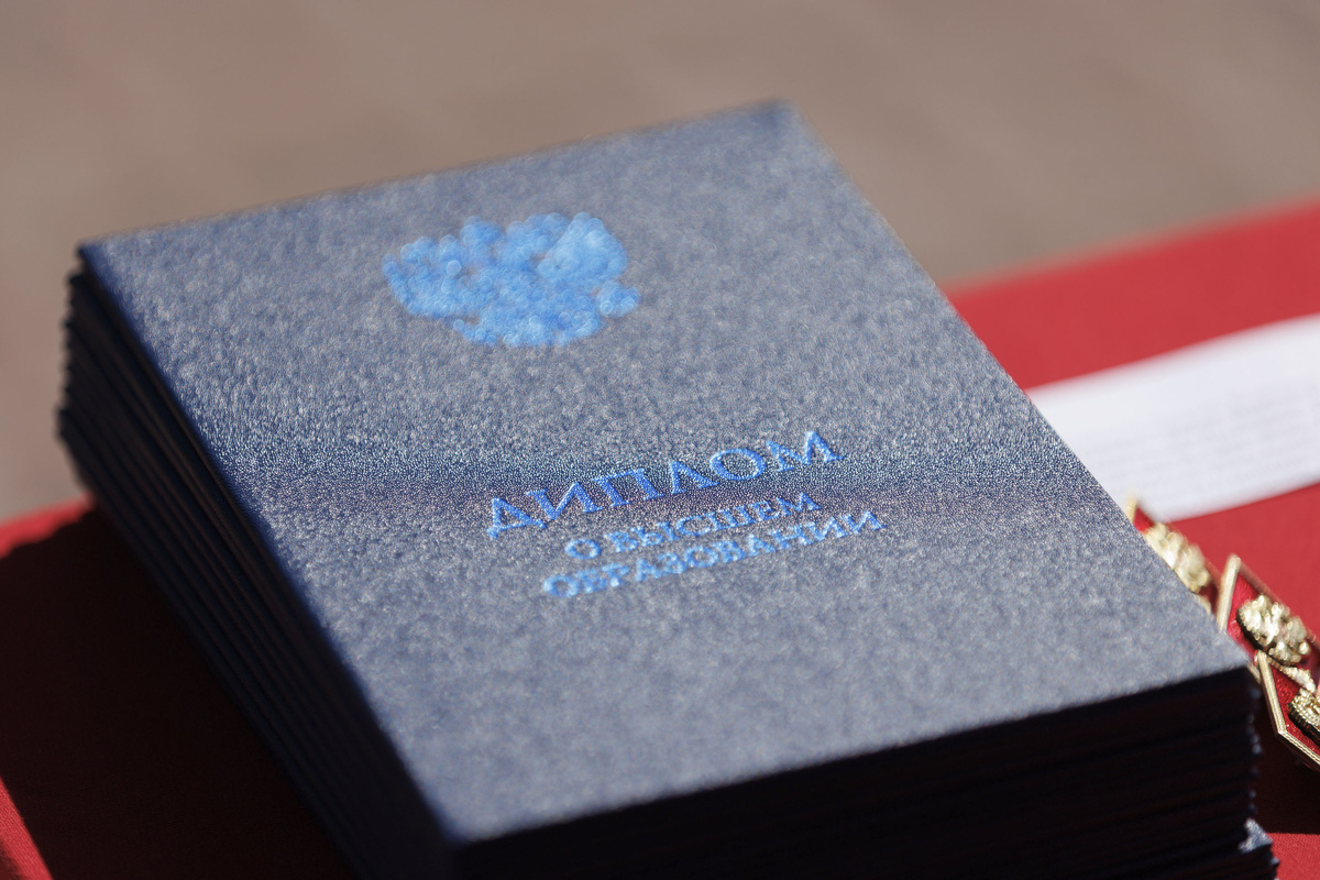 В список попали учителя, врачи, рабочие и инженеры.  Фото: ФедералПресс / Иван Кабанов