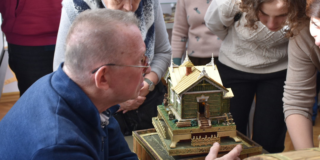 Презентация миниатюры "Тульская водоразборная будка" замечательного мастера Сергея Сабины в ТОКМ