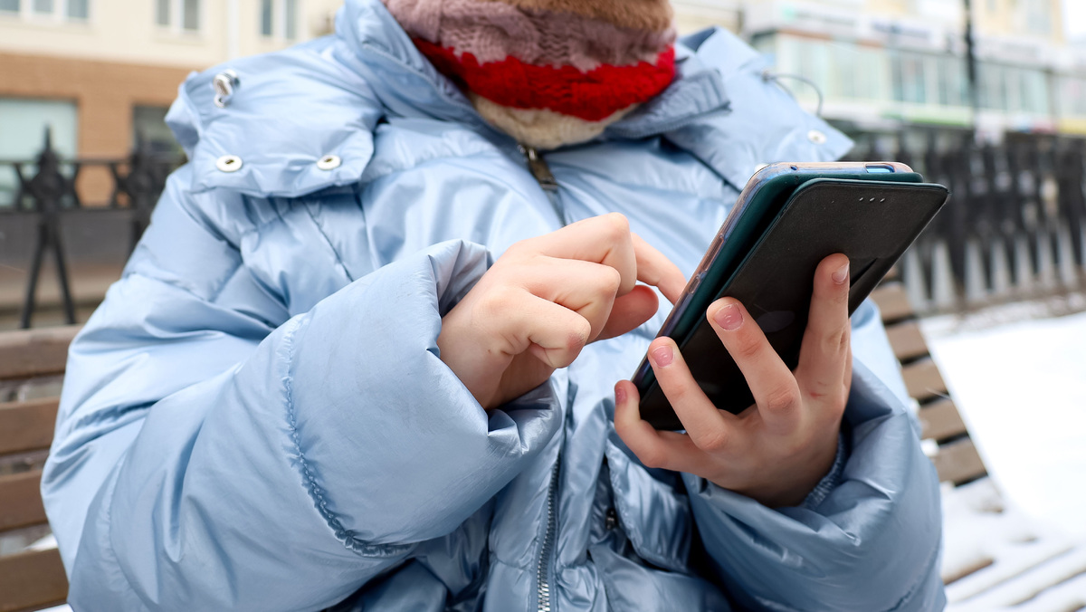    Ребенок смартфон телефон руки без привязки GLP