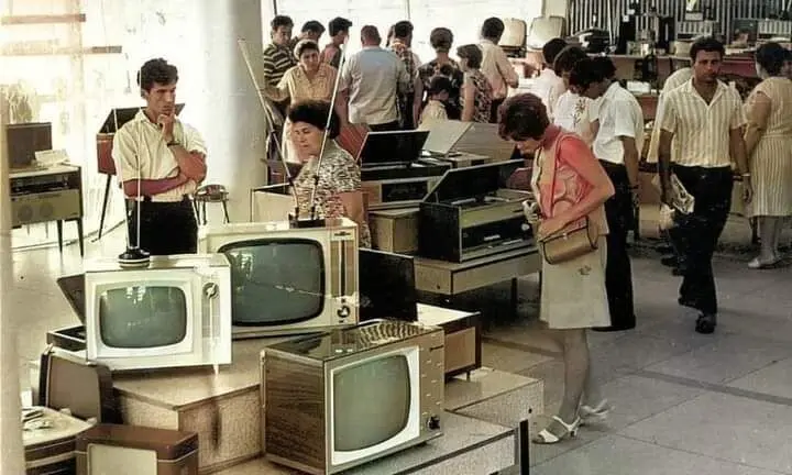 Советский пылесос Ракета