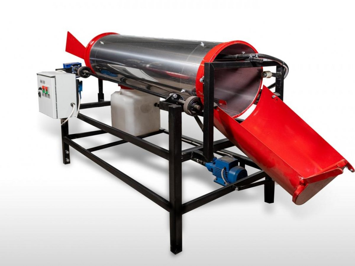 Протравитель семян ПСЧ-600 производит фитосанитарную обработку чеснока, лука-севка, семян сои, гороха, кукурузы, семечек. 