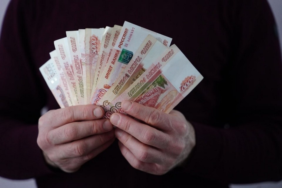    Администрация Самары пытается привлечь банковский заем на общую сумму 715 миллионов рублей. Светлана МАКОВЕЕВА