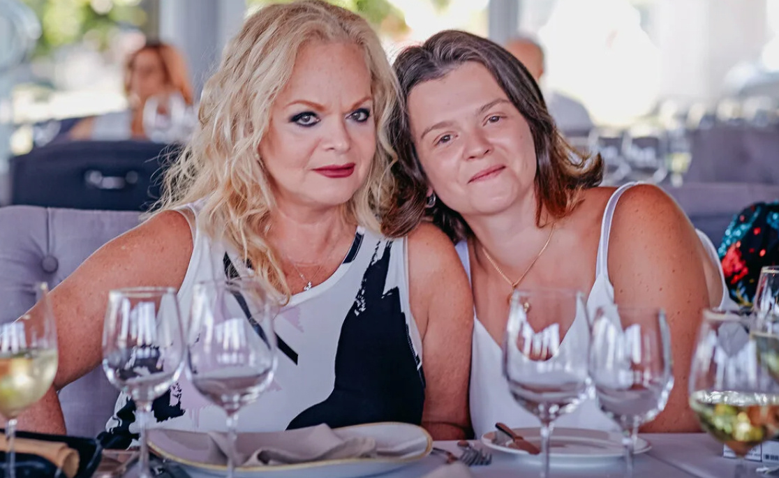 Лариса Долина с дочерью Ангелиной Миончинской