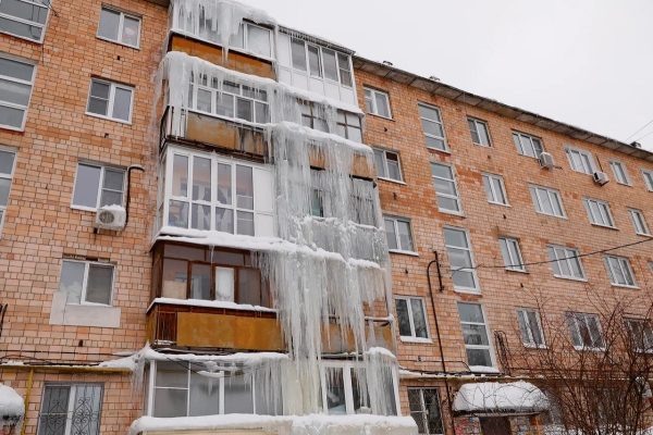 ДУК или собственник? Кто несет ответственность за сосульки  📷
