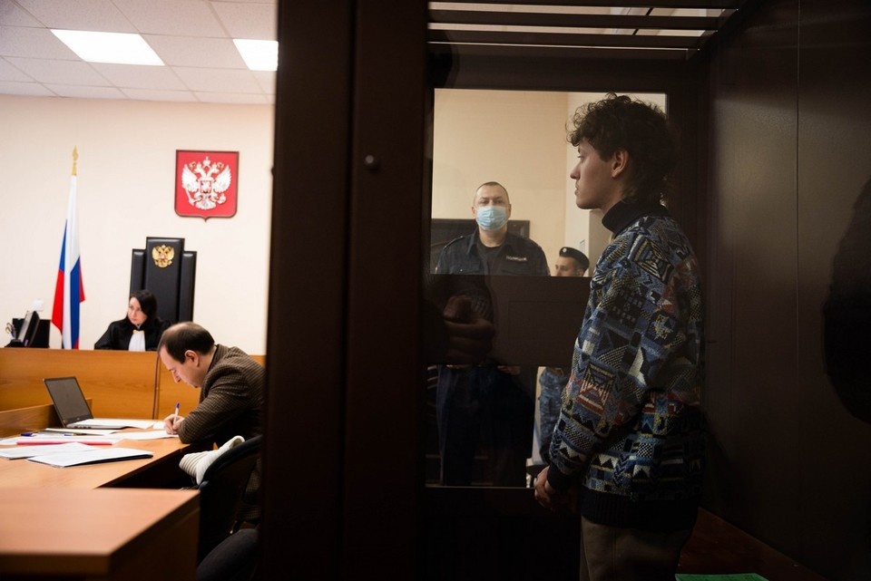    Певца недавно перевели в колонию общего режима. Альберт ДЗЕНЬ