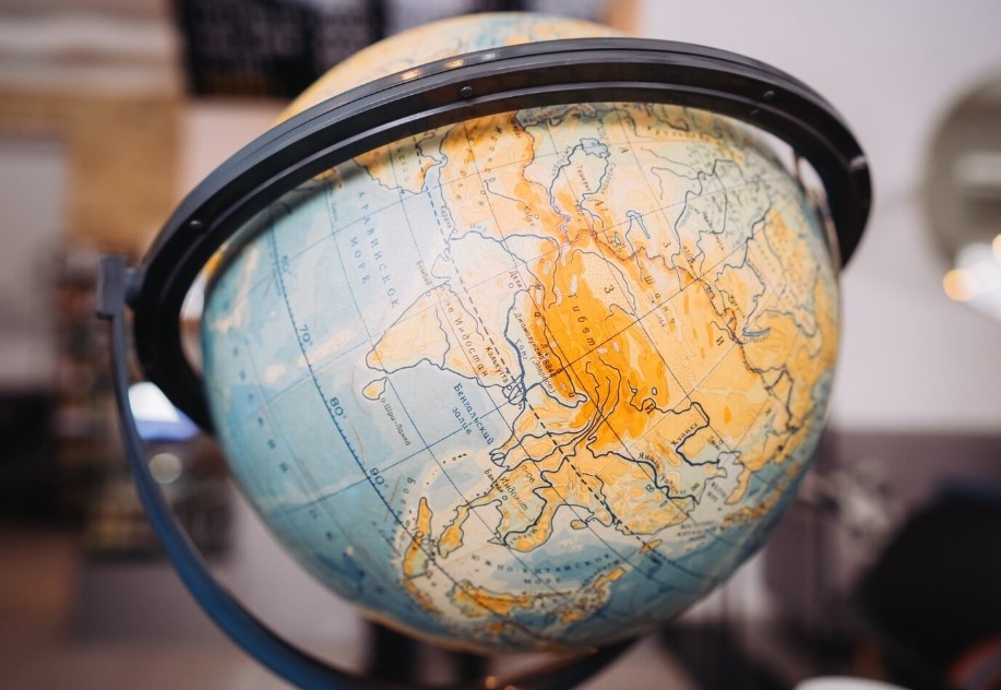 Мечта о других странах накрылась медным тазом.