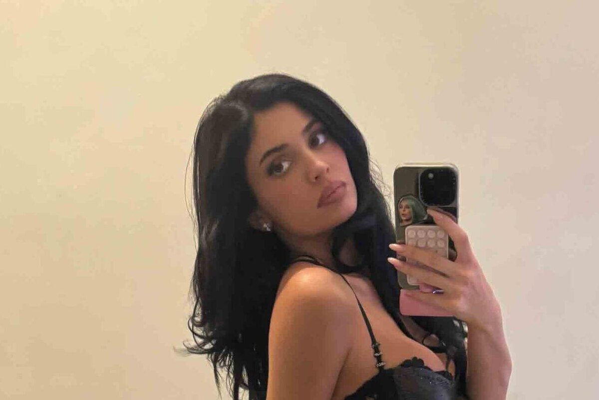    Кайли и Тимоти снова не захотели позировать вместе LEGION-MEDIA