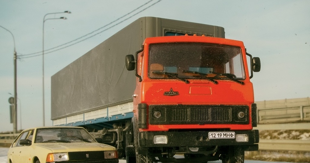 Мечта дальнобойщика: за что тягач МАЗ-6422 прозвали «СуперМАЗом» (дело не только в кабине)