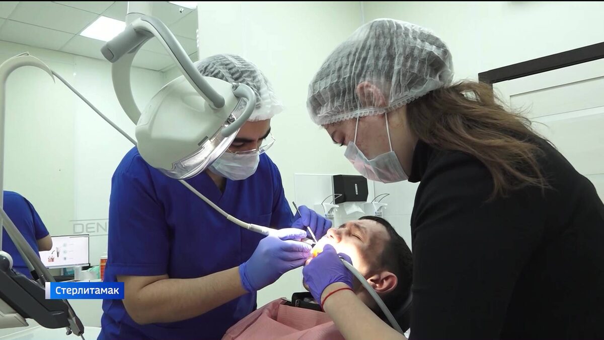    В башкирском Стерлитамаке ветеранам СВО вручили сертификаты на лечение зубов