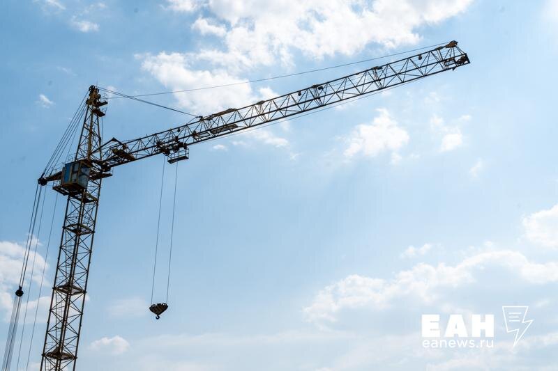   Фото ЕАН / Строительный кран