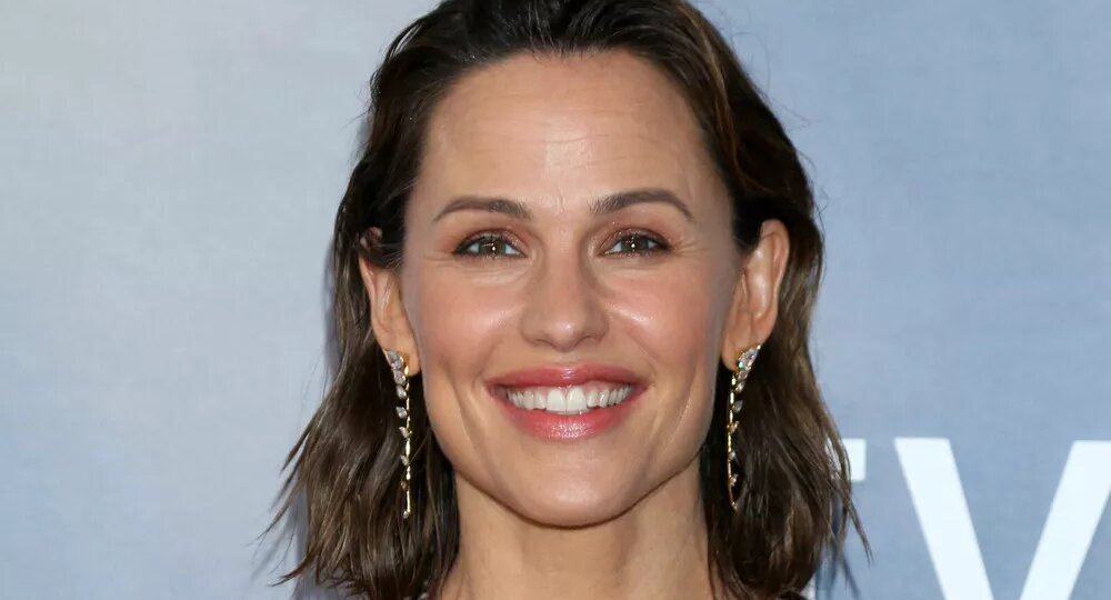 Дженнифер Гарнер снялась для обложки глянца