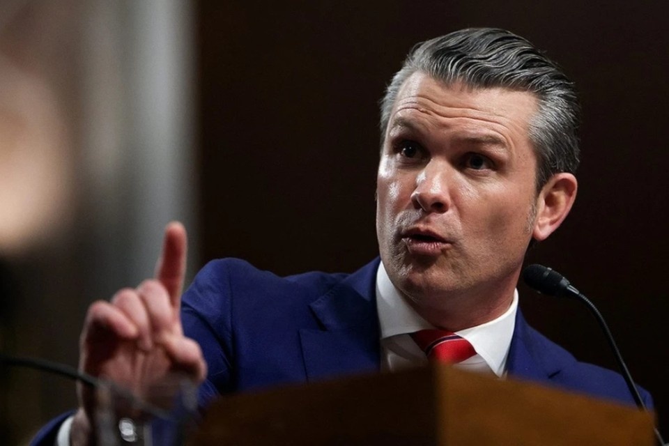    Глава Пентагона Хэгсет допустил существование инопланетян REUTERS