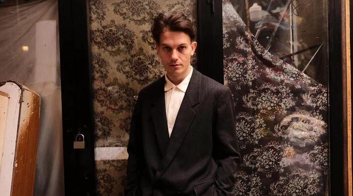 Обложка © Instagram (признан экстремистской организацией и запрещён на территории Российской Федерации)/ _shortparis_