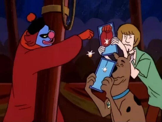 Клоун с Шегги и Скуби-Ду