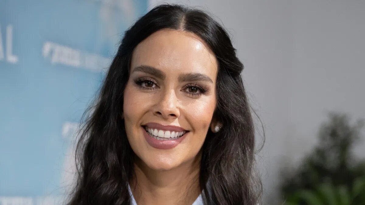    Кристина Педроче . Кордон Пресс