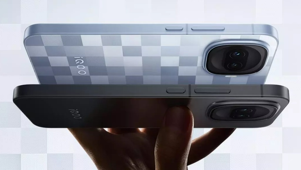 Изображение iQOO  📷
