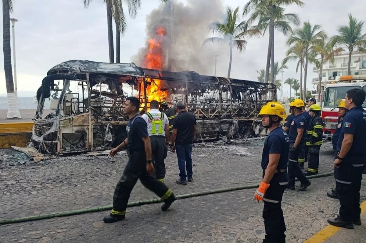    В Мексике развернулась полноценная гражданская война.