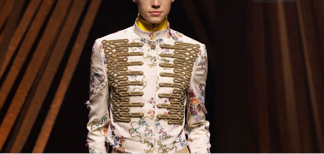 Гусарский жакет – главный тренд весны 2026