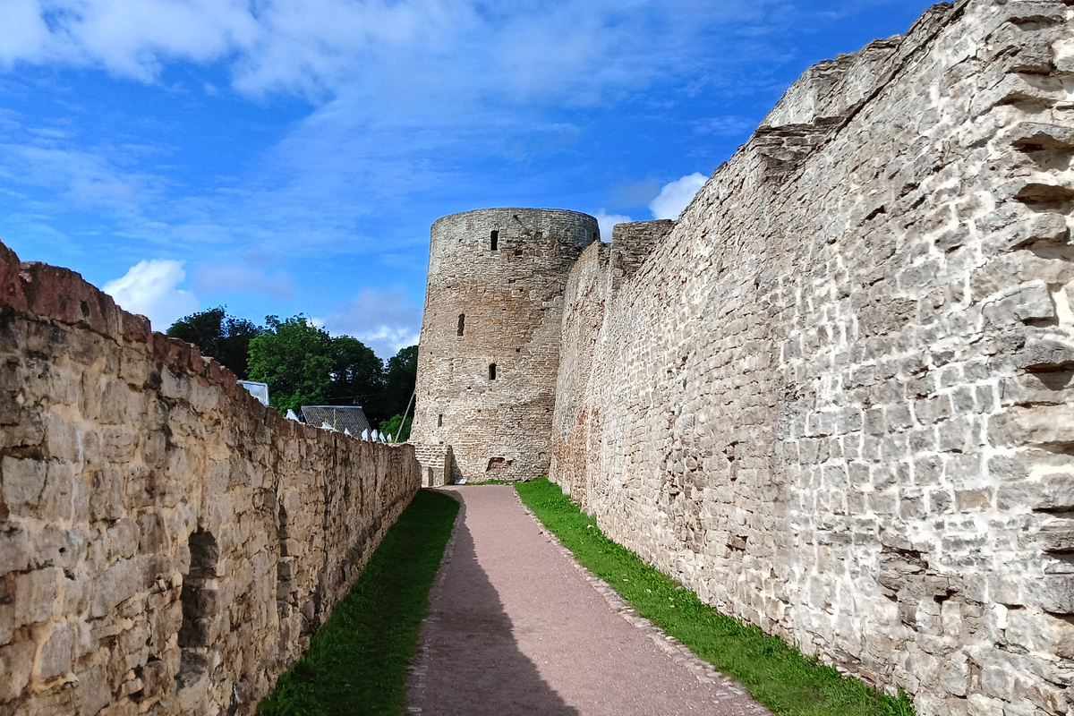 Изборск – Изборская крепость, 2024г