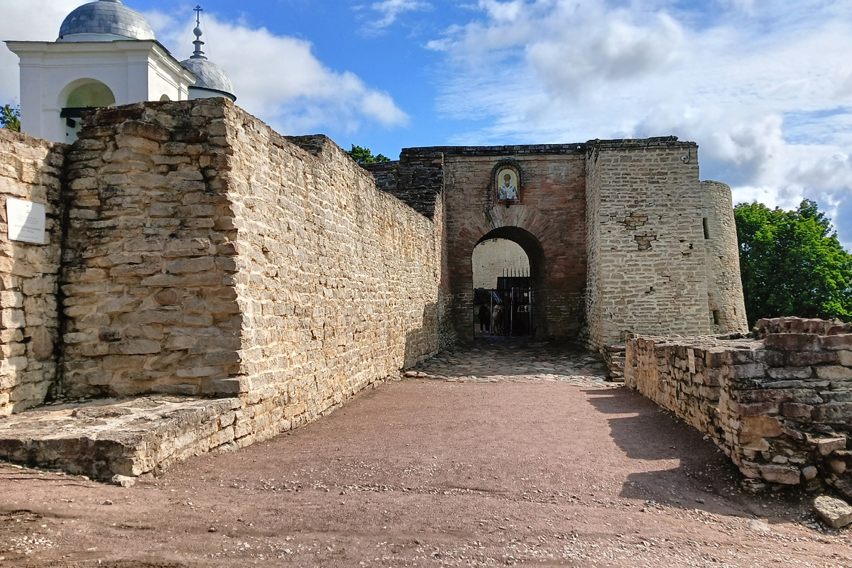 Изборск – Изборская крепость, 2024г