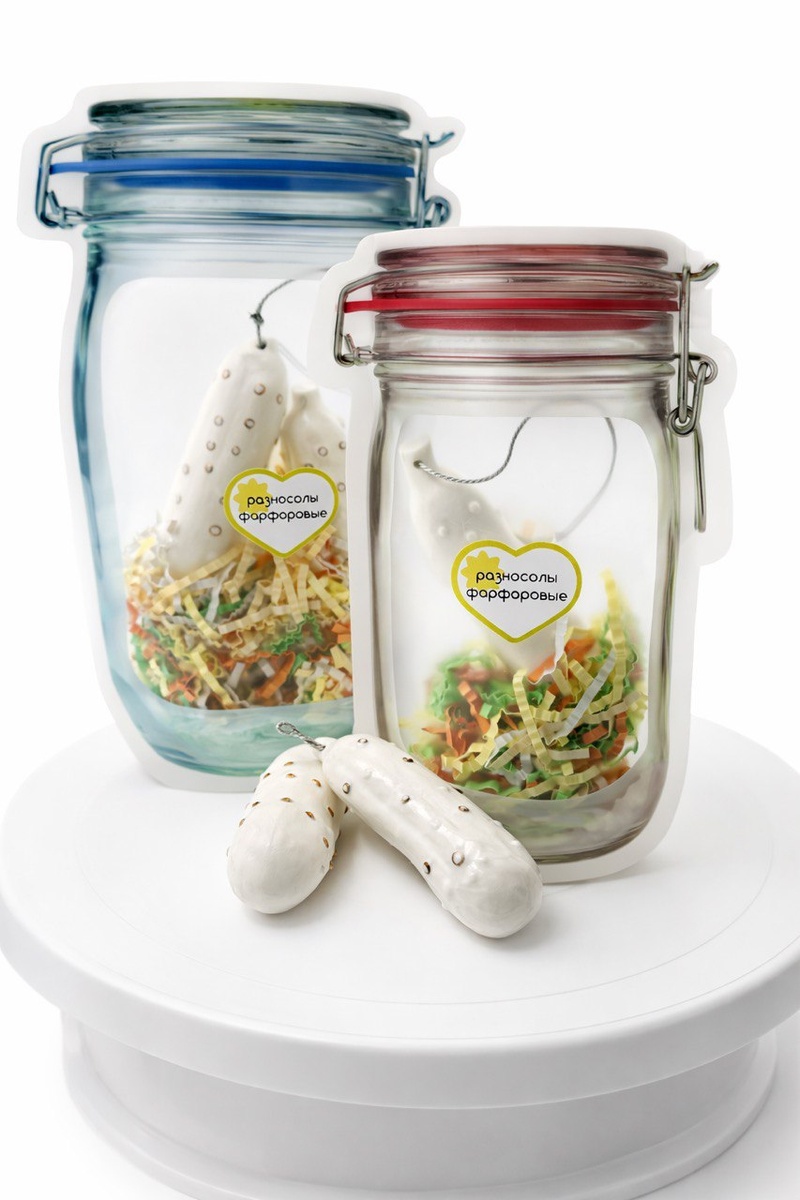 Разносолы: огурцы из фарфора от глазорий в zip - банке - идеальная упаковка для штучного огурчика.