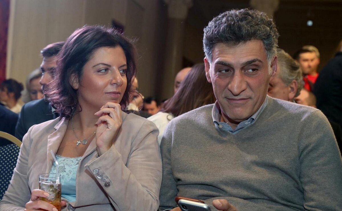 МАргарита Симонян и Тигран Кеосаян.Из интернета.