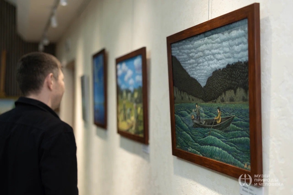    Необычную выставку к 70-летию со дня рождения художника-ханты Юрия Гришкина открыли в Ханты-Мансийске