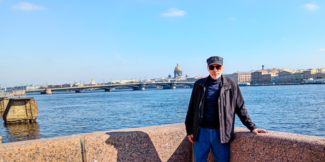 Римма не хотела подслушивать разговор мужа и свекрови, но когда речь зашла о Полине, она замерла, стоя в прихожей, и узнала, как спасти себя