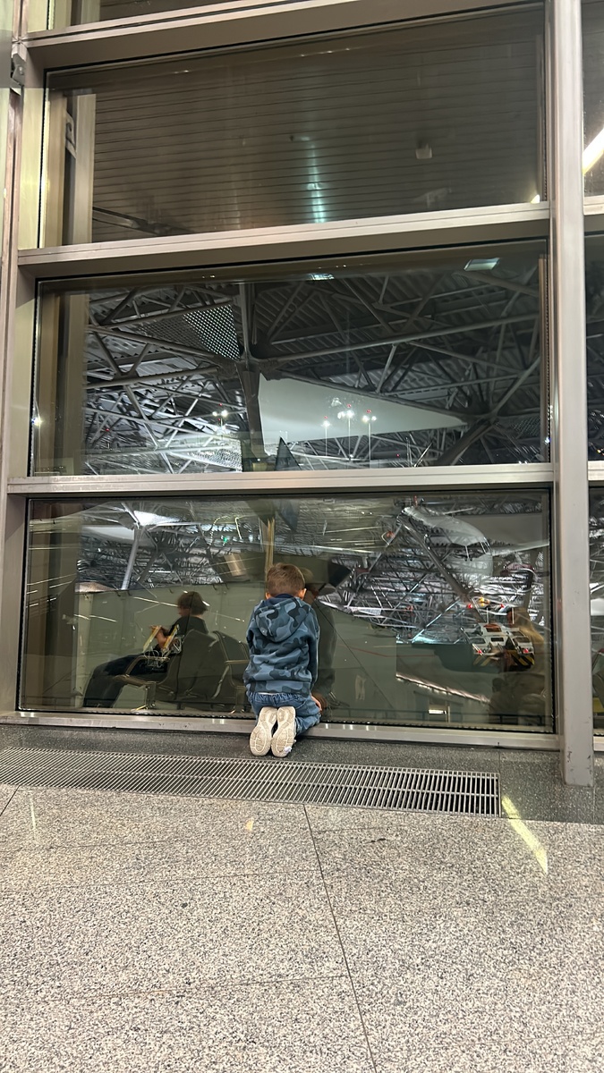 В ожидании самолёта