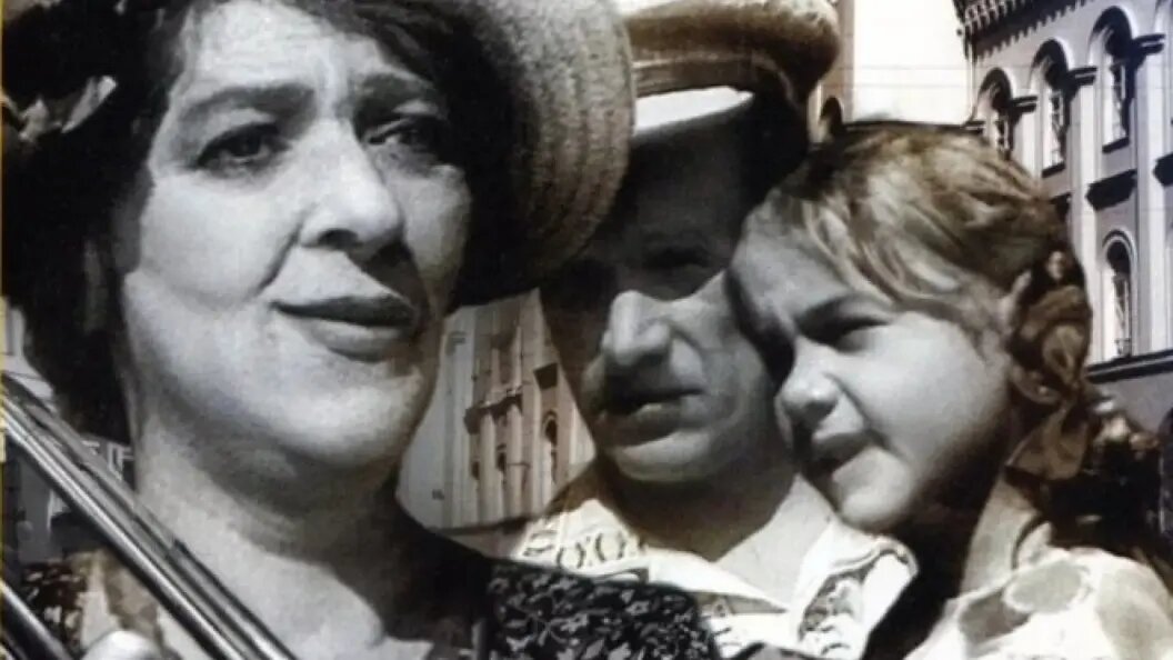    Кадр из к/ф "Подкидыш" (1939). Режиссёр Татьяна Лукашевич, "Мосфильм"