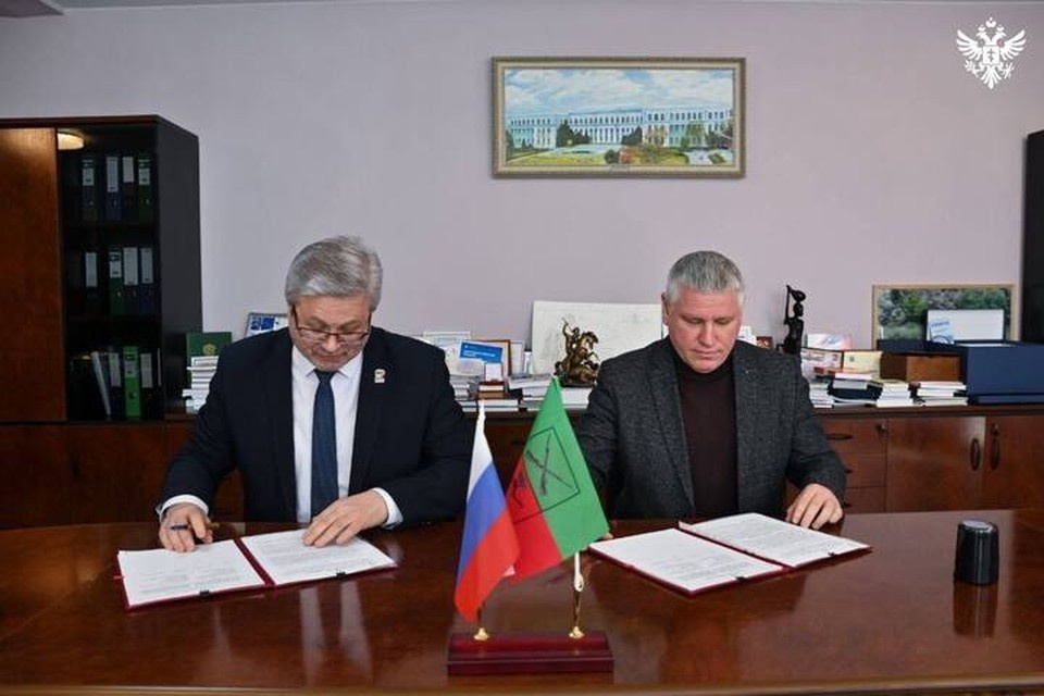    "Аскания-Нова" и Мелитопольский университет будут сотрудничать в деле отслеживания популяции птиц Сиваша. Фото: администрация Херсонской области.