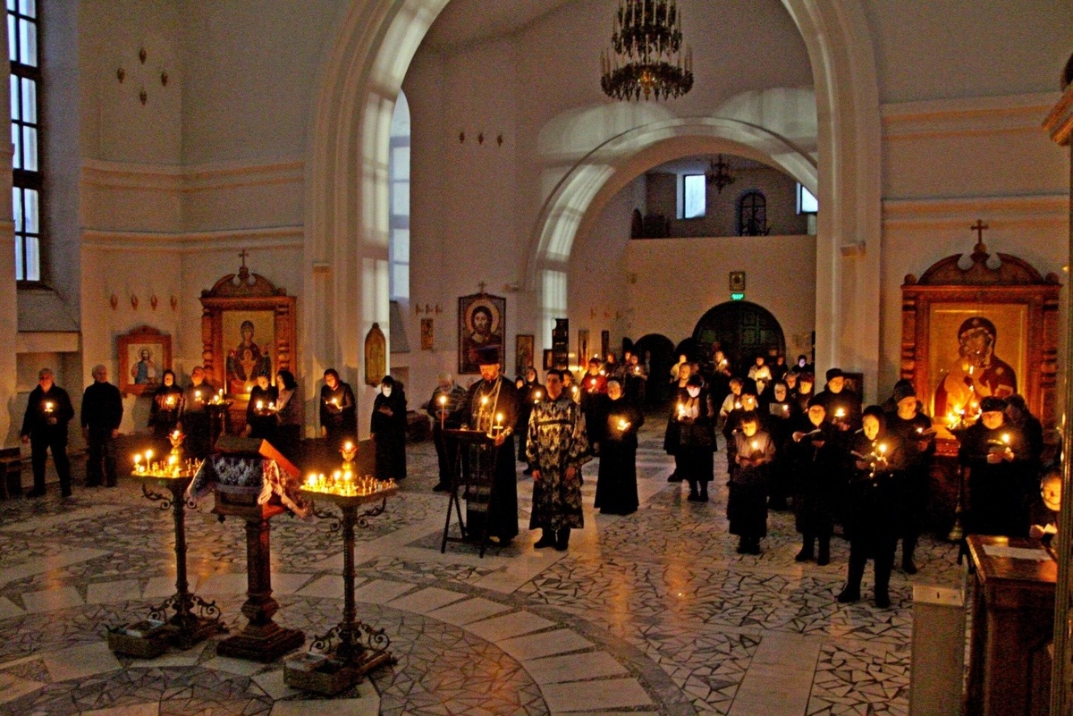 Чтение Канона Андрея Критского в первую неделю Великого поста. Фото из открытого доступа